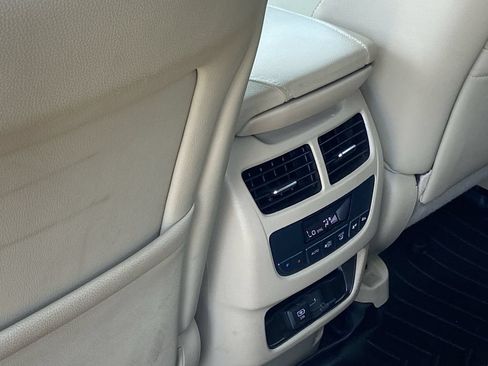 Used 2017 Acura MDX SH-AWD w/ Technology Package image 18