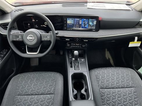 New 2026 Nissan Kicks SV image 8