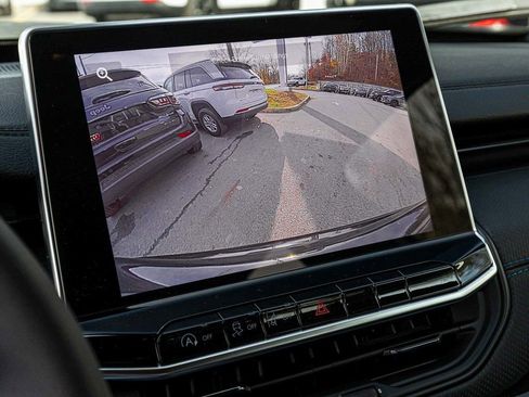 New 2026 Jeep Compass Latitude AWD/4WD image 20