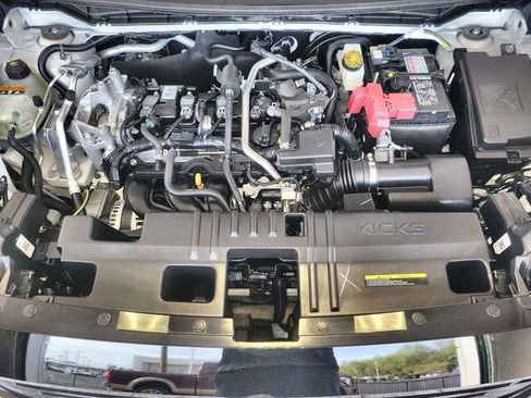 Used 2025 Nissan Kicks SR w/ Interior Electronics Package AWD/4WD image 25