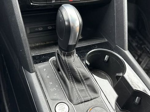 Used 2022 Volkswagen Atlas SE image 23