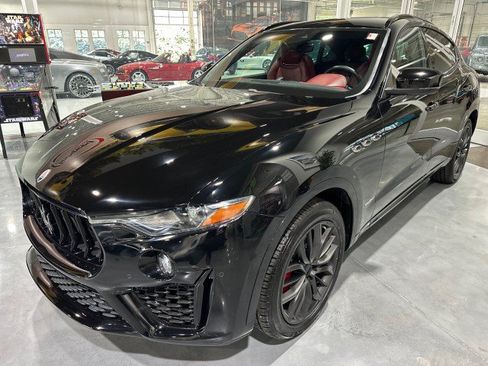 Used 2019 Maserati Levante GranSport AWD/4WD image 1