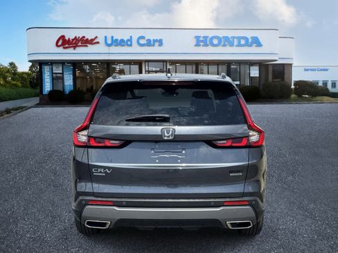 Used 2024 Honda CR-V Sport Touring image 4