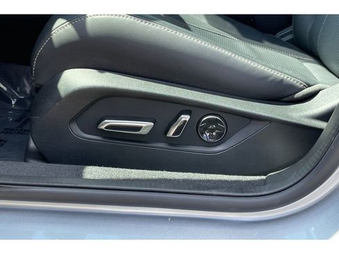 Used 2023 Acura TLX w/ Technology Package image 12