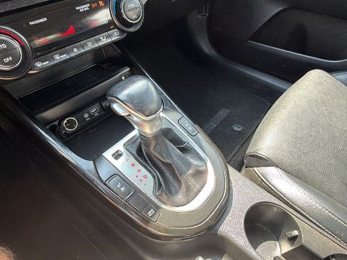 Used 2019 Kia Forte EX w/ Option Group 020 FWD image 31