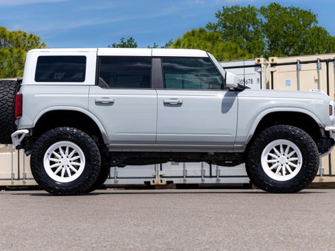 New 2026 Ford Bronco Heritage Edition AWD/4WD image 2