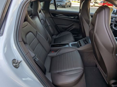 New 2026 Porsche Panamera image 23