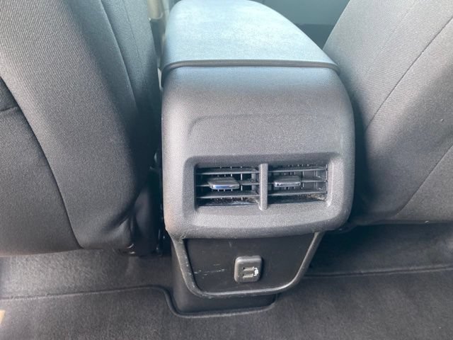 Used 2021 Chevrolet Equinox LT AWD/4WD image 13