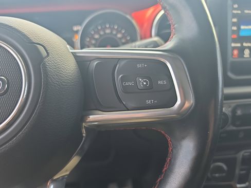 Used 2020 Jeep Gladiator Rubicon w/ LED Lighting Group AWD/4WD image 21