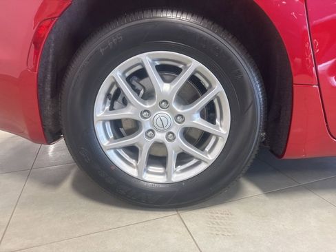 New 2025 Chrysler Pacifica Select image 40