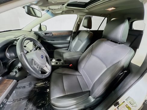 Used 2016 Subaru Outback 2.5i Limited AWD/4WD image 19