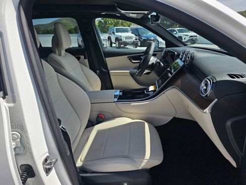 New 2026 Mercedes-Benz GLC 300 4MATIC image 40