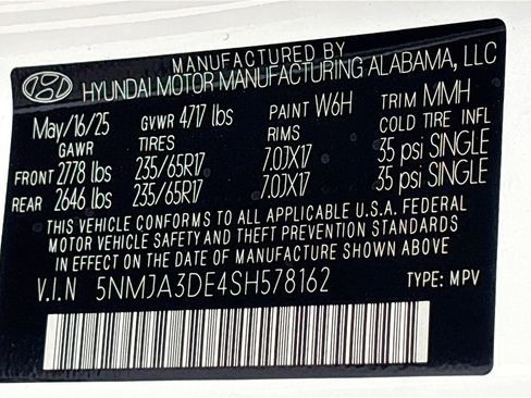 Certified 2025 Hyundai Tucson SE image 30