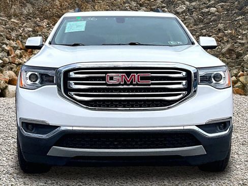 Used 2018 GMC Acadia SLE w/ Driver Alert Package I FWD image 3