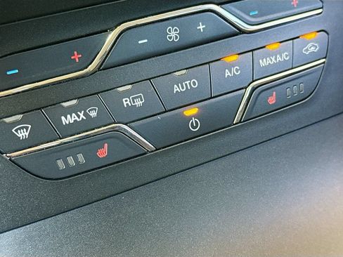 Used 2019 Ford Edge SEL w/ Equipment Group 201A FWD image 20