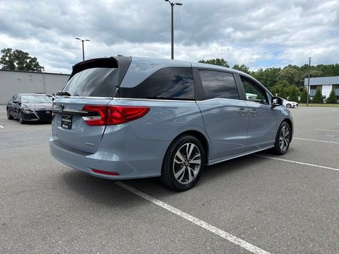 Certified 2024 Honda Odyssey Touring image 5