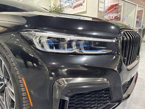 Used 2020 BMW 750i xDrive w/ Executive Package image 18