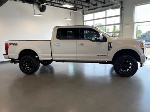 Used 2017 Ford F350 Platinum w/ Platinum Ultimate Package AWD/4WD image 5