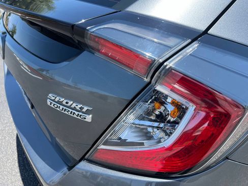 Used 2020 Honda Civic Sport Touring image 5