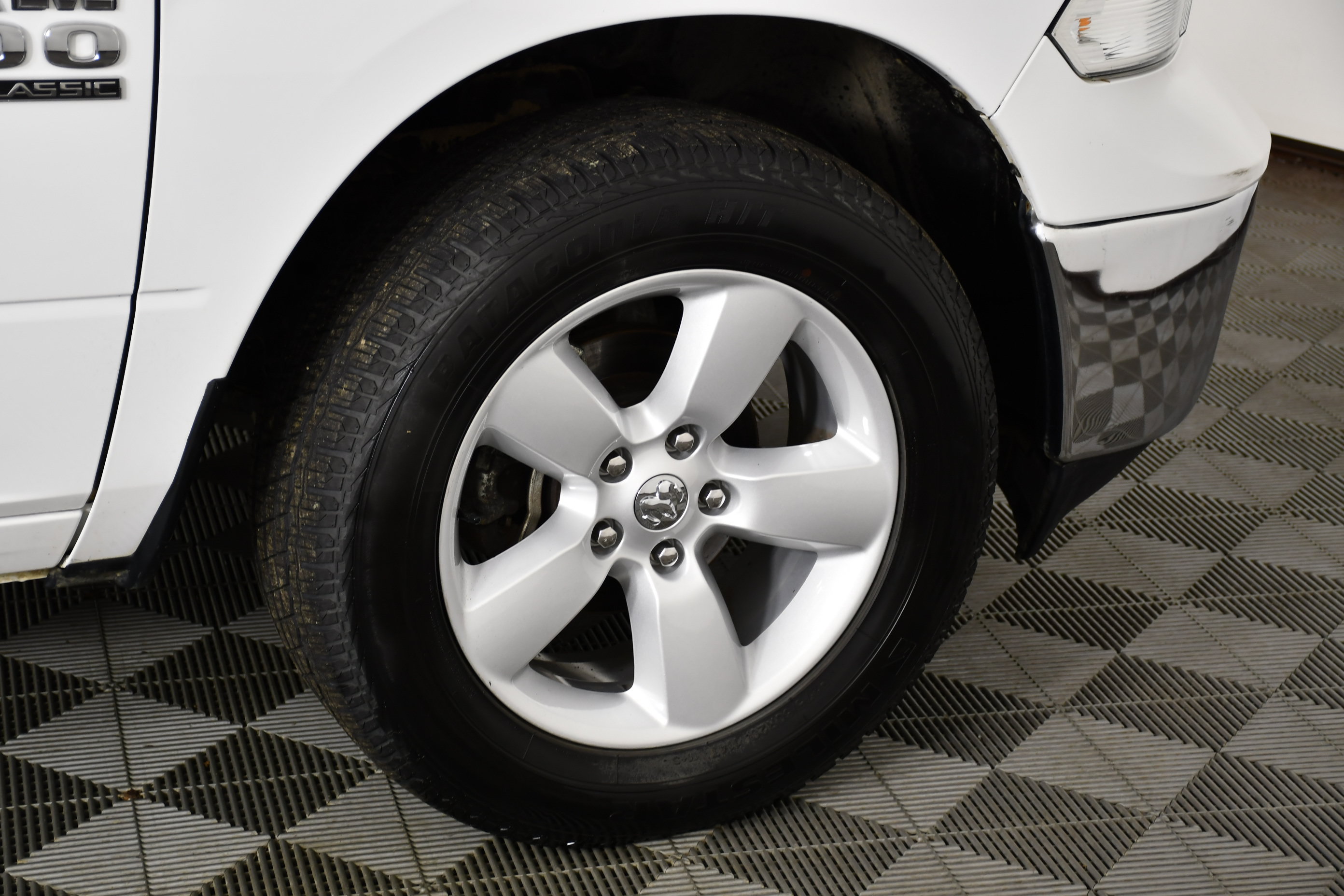 Used 2024 RAM 1500 Classic SLT AWD/4WD image 51