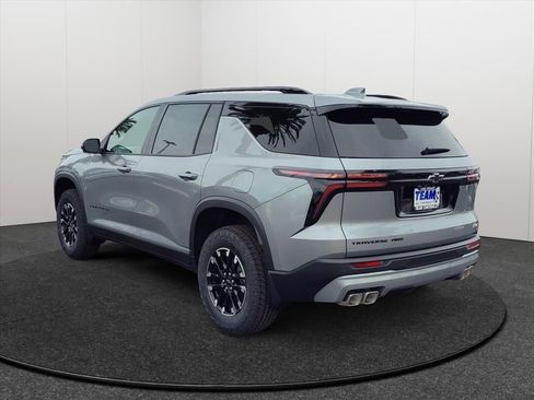 New 2026 Chevrolet Traverse Z71 w/ Driver Confidence Package image 3