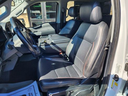 Used 2021 Ford F150 Lariat w/ Trailer Tow Package image 13