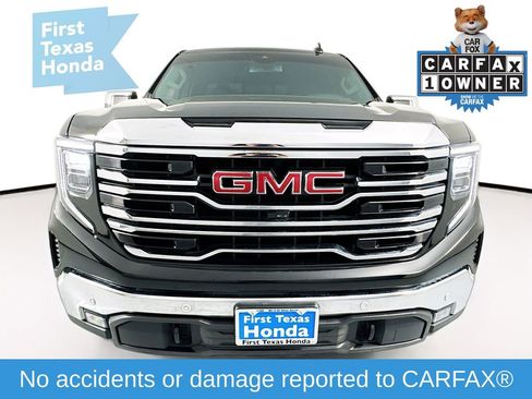 Used 2025 GMC Sierra 1500 SLT image 2