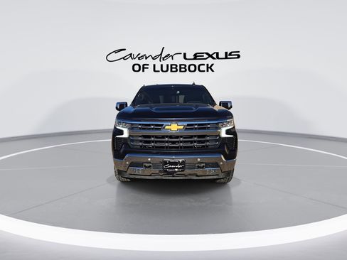 Used 2023 Chevrolet Silverado 1500 LTZ image 3