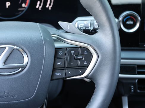 Used 2024 Lexus RX 350 FWD w/ Technology Package image 20