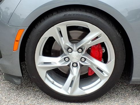 Used 2022 Chevrolet Camaro SS RWD image 4