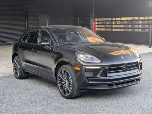 New 2026 Porsche Macan S AWD/4WD image 7
