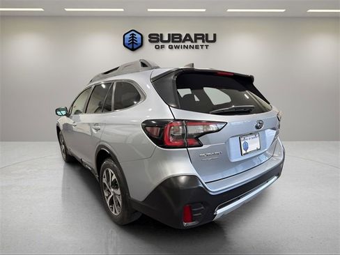 Used 2021 Subaru Outback Limited XT image 3