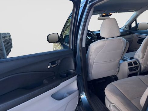 Used 2020 Honda Pilot EX image 14