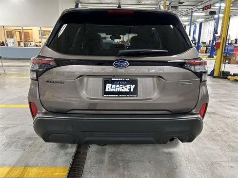 Certified 2025 Subaru Forester Premium image 7