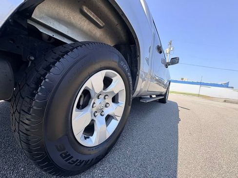 Used 2023 RAM 1500 Big Horn AWD/4WD image 9