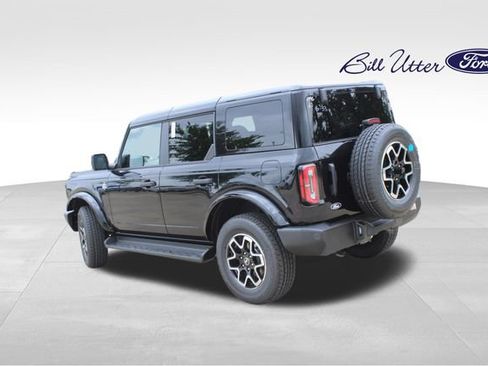 New 2026 Ford Bronco Outer Banks AWD/4WD image 4