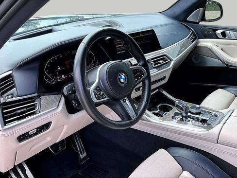 Used 2019 BMW X7 xDrive50i w/ Dynamic Handling Package AWD/4WD image 18