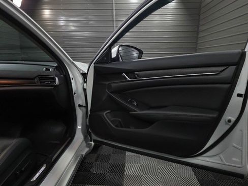 Used 2020 Honda Accord EX-L image 35