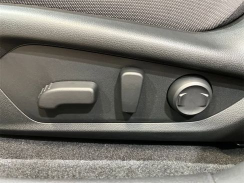 Certified 2025 Subaru Crosstrek 2.0i Premium image 13