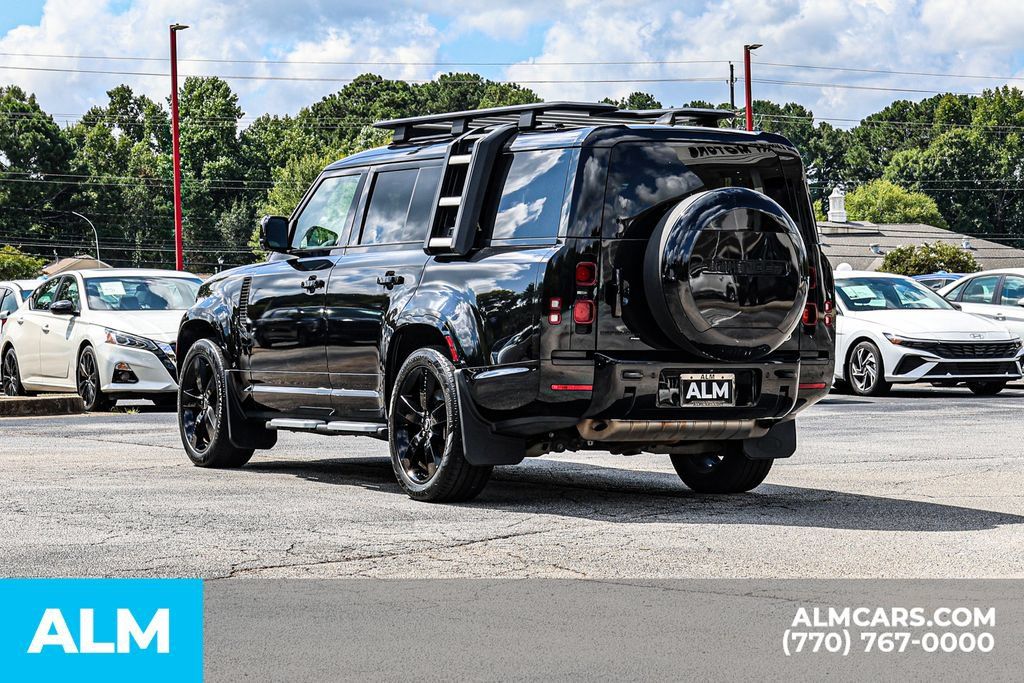 Used 2023 Land Rover Defender 130 X-Dynamic SE AWD/4WD image 6