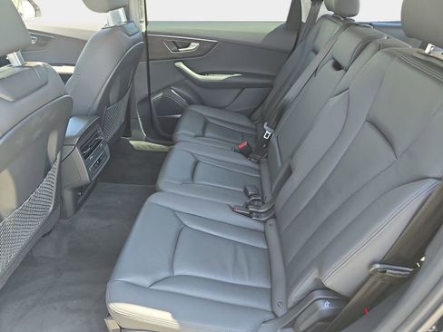 Used 2023 Audi Q7 3.0T Premium Plus AWD/4WD image 19