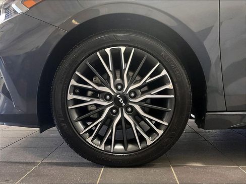 Used 2024 Kia Forte GT-Line w/ GT-Line Premium Package FWD image 7