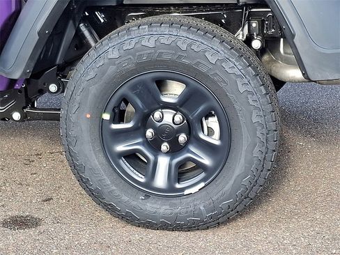 New 2026 Jeep Gladiator Sport image 5