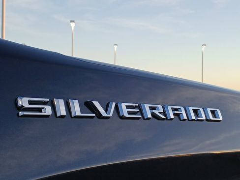 Used 2022 Chevrolet Silverado 1500 LT w/ Bed Protection Package image 33