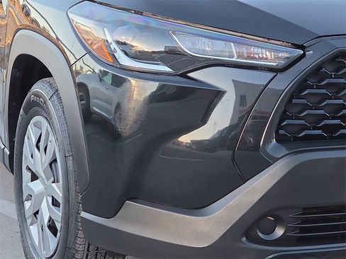 Certified 2022 Toyota Corolla Cross L image 23