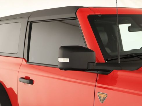 Used 2024 Ford Bronco Badlands AWD/4WD image 32