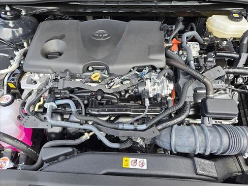 Used 2025 Toyota Camry LE FWD image 21