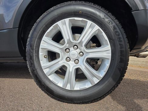 Used 2016 Land Rover Range Rover Evoque SE Premium image 26