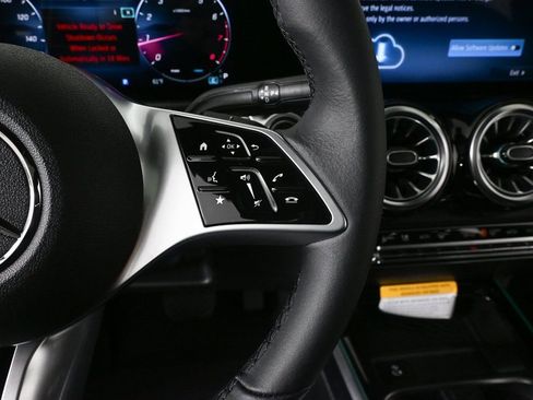 New 2026 Mercedes-Benz GLB 250 GLB 250 image 11