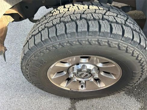 Used 2008 Ford F350 Lariat image 11